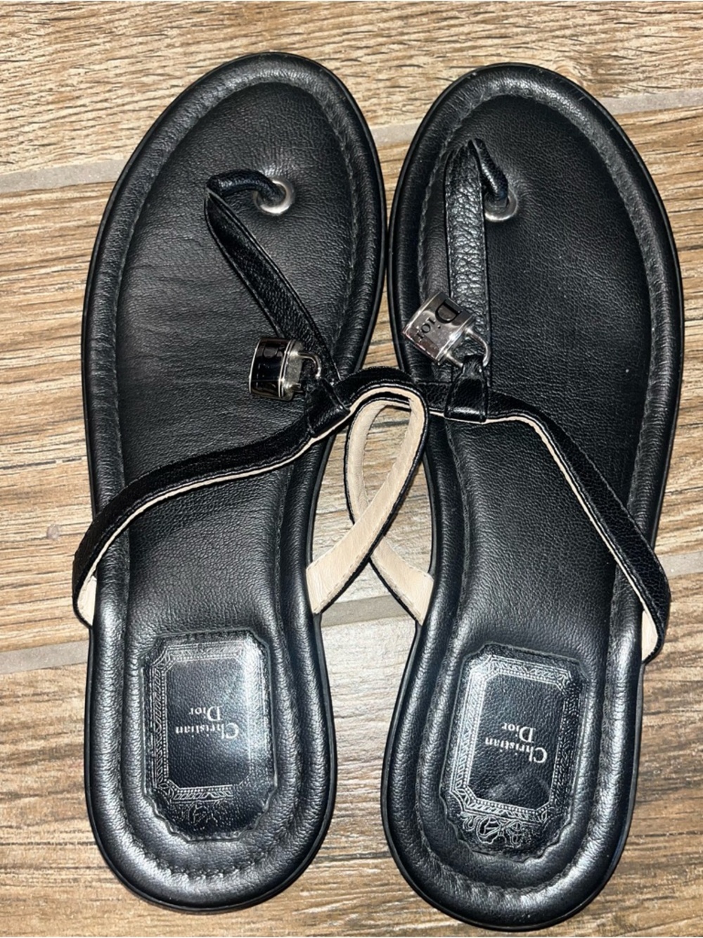 Christian Dior Black Leather T-Strap Logo Charm Sandals - Picture 2 of 4